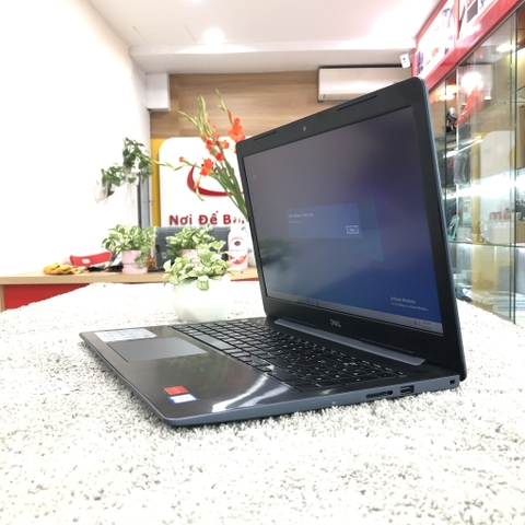 ​​​​​​​DELL Inspiron 5570