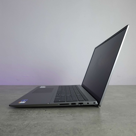 Dell Vostro 5630 (i7-1360P | RAM 16GB | SSD 512GB NVMe | 16 Inch 2.5K 120Hz)