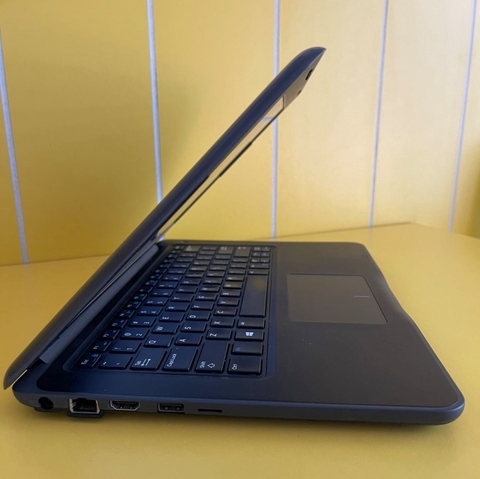 Laptop cũ Dell Latitude 3380