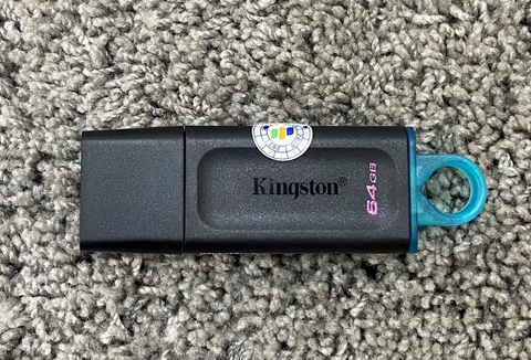 USB 64G kingston