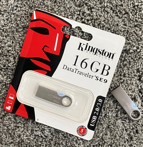 USB 16G kingston