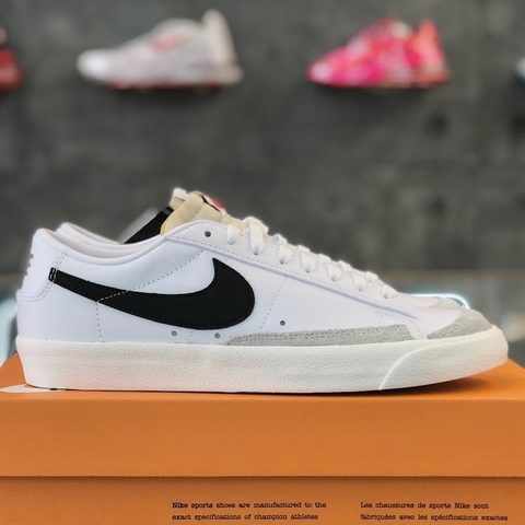 NIKE BLAZER LOW '77 VINTAGE 'WHITE BLACK' - DA6364101