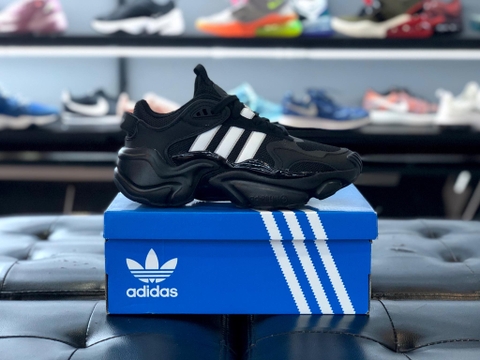 adidas WMNS MAGMUR RUNNER 'BLACK WHITE' - EE5141