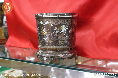 4 lưu ý khi đặt bát hương để thu hút tài lộc ùn ùn kéo đến