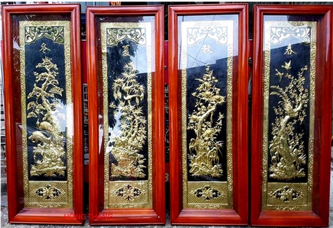 Có nên treo tranh tứ quý bằng đồng ở phòng thờ không?