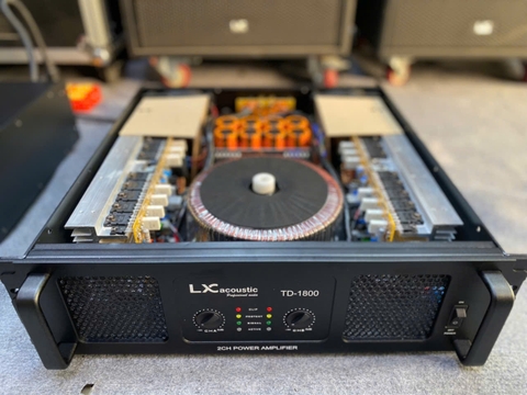 Cục đẩy Lx acoustic TD1800 (class TD) Chuyên Sub Kép 2x 1800W