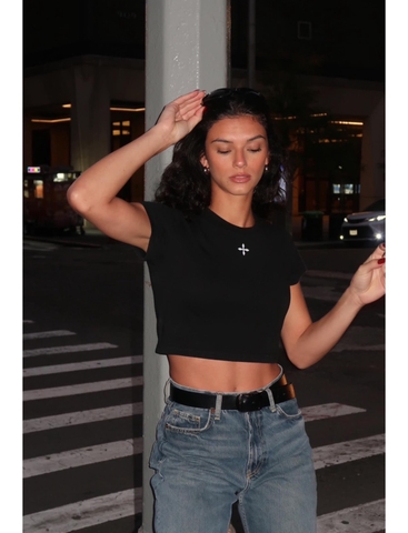 Áo Crop-top SMFK COMPASS CROSS Black