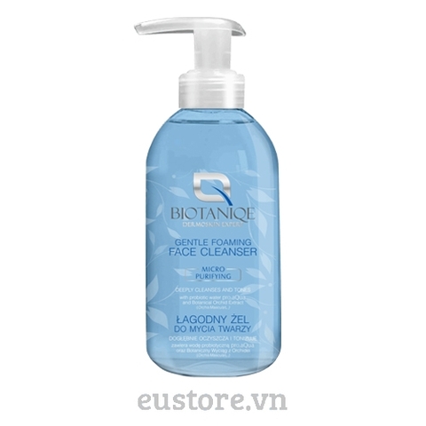 Gel rửa mặt sáng mịn, se lỗ chân lông BIOTANIQE  250 ml