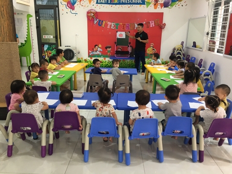 Tháng 4, Tuần 3 LQVH Truyện: Giọt nước bé xíu