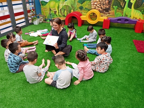 Tháng 12 -Tuần 1: LQVT: Đếm trên đối tượng trong phạm vi 5