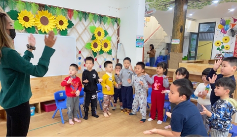 Tháng 4, Tuần 1 LQVH - Thơ: “Mưa”