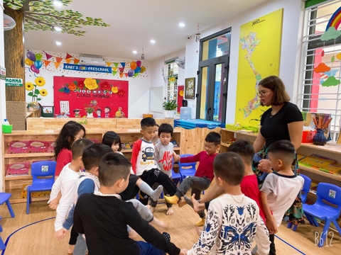 Tháng 12, Tuần 2: Truyện: Thỏ con không vâng lời.