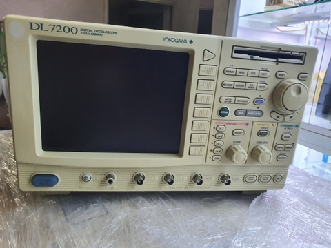 Máy hiện sóng kỹ thuật số Yokogawa DL7200 500Mhz 4 kênh, màn hình màu