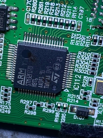 IC STM32F070RBT6  LQFP-64 ARM 32