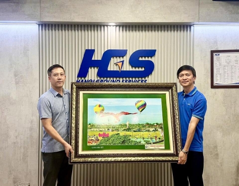 THẮT CHẶT QUAN HỆ HỢP TÁC GIỮA HGS VÀ CẢNG HÀNG KHÔNG QUỐC TẾ VINH