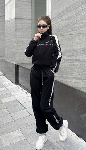 BỘ GIÓ THỂ THAO NỮ 3862