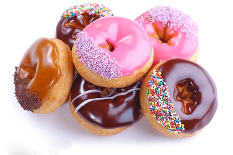 Bánh donut đầy đủ hương vị cho bạn thưởng thức