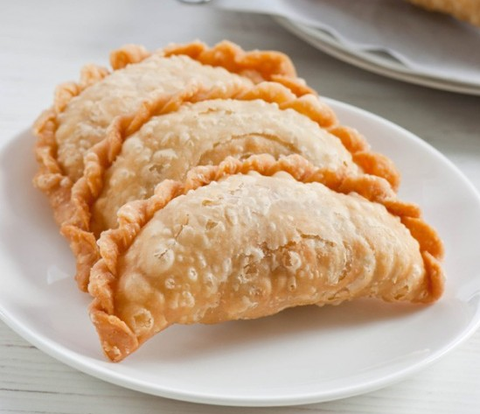 Nguyên liệu làm bánh gối hết sức dễ tìm