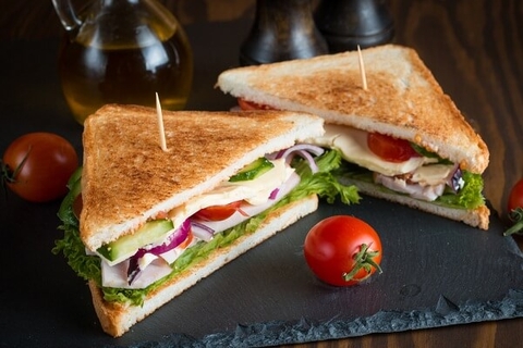 Bánh mì trứng - bữa sáng tràn đầy năng lượng