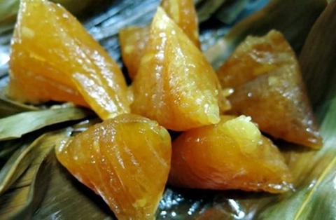 Bánh tro chấm mật ong và câu trả lời cho bánh tro làm từ gì?