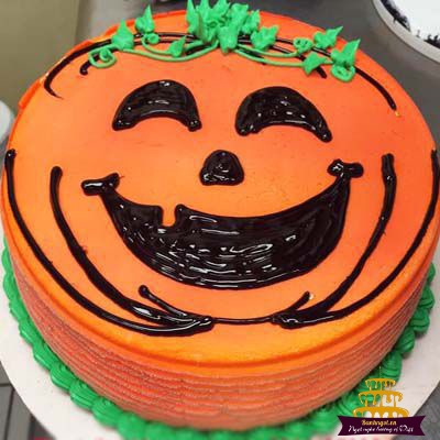 HW05 Bánh Halloween hình mặt cười