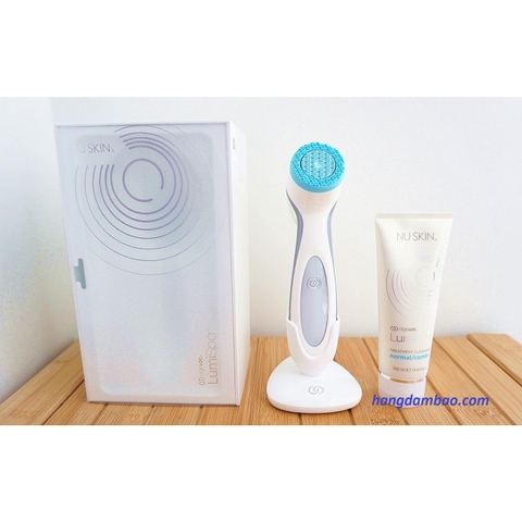 Máy massage mặt Ageloc Lumispa Nuskin