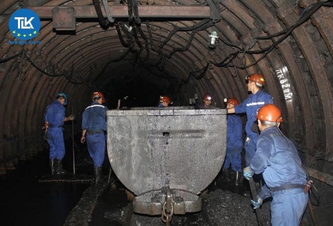 Doanh nghiệp bị phong tỏa tài khoản do nợ thuế – Cách xử lý