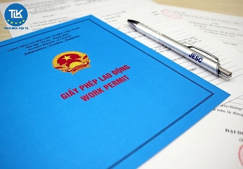 Thủ tục gia hạn Giấy phép lao động cho người nước ngoài – Hồ sơ & thời gian mới nhất | Công ty Luật TLK