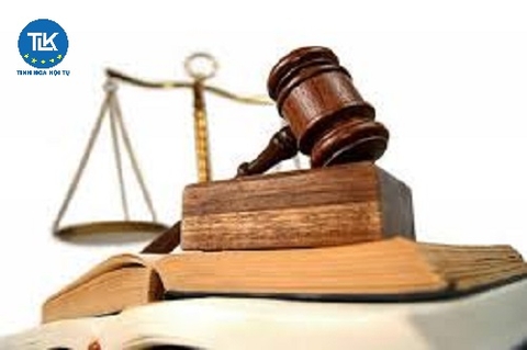 Không nộp báo cáo hóa đơn theo quý: Mức phạt & cách xử lý mới nhất