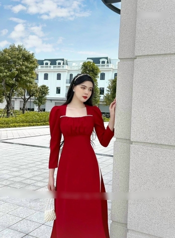 Set áo dài đỏ cổ vuông