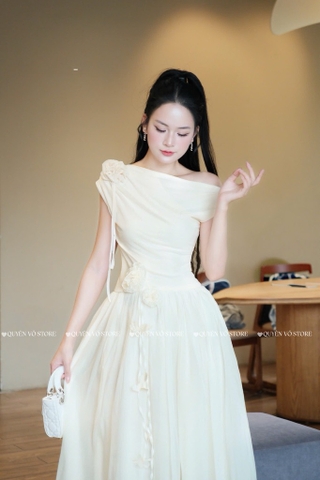 Đầm chéo lệch vai dáng dài