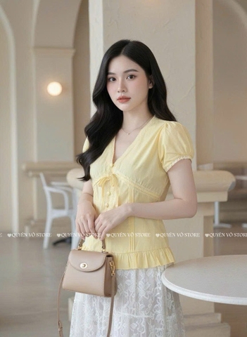 Áo sơ mi babydoll nút bọc viền ren trơn - Vàng 1445