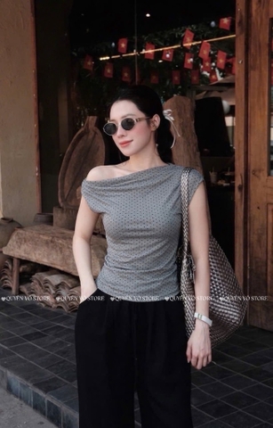 Áo thun cổ đỗ
