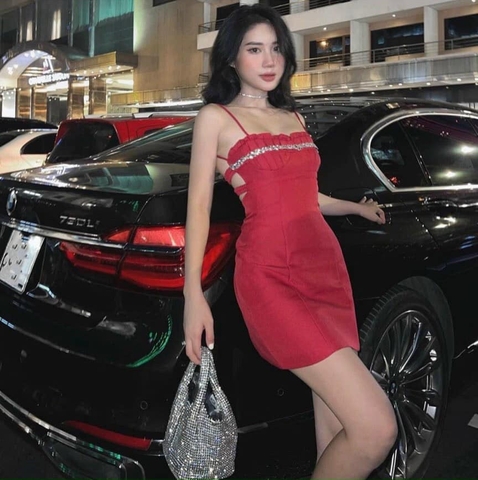 Đầm đỏ 2 dây ngực xếp - S