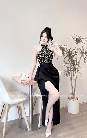 Đầm cổ yếm ren phối lụa ôm body - Đen