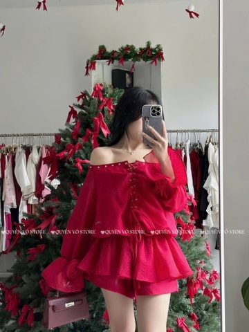 Set áo đỏ trễ vai quần short
