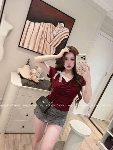 Áo thun cổ đỗ dây trong