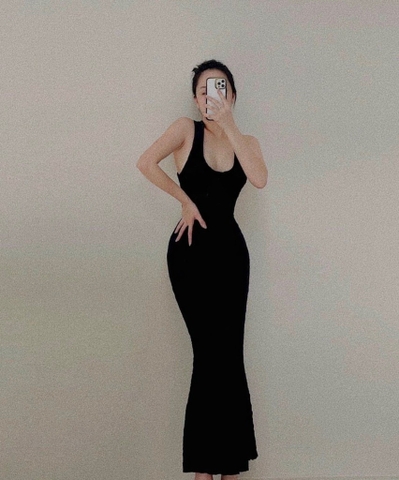 Đầm thun maxi sát nách hở lưng