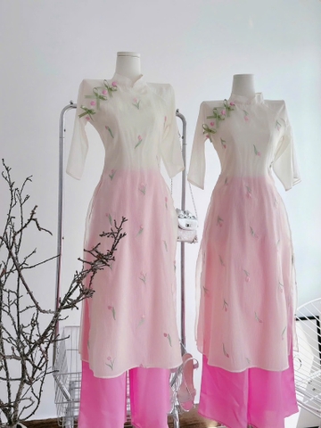 Set áo dài tơ thêu hoa hồng quần suông