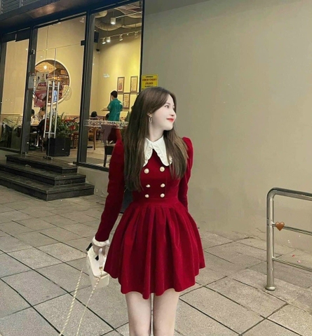 Đầm nhung đỏ phối cổ peter