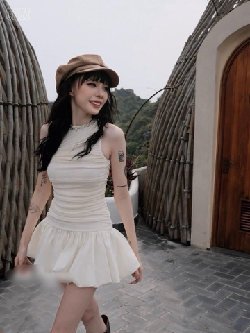 Đầm trắng nhún xòe tùng bí