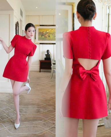 Đầm cổ tròn dáng A khoét lưng