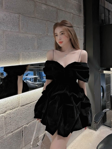 Đầm nhung 2 dây rớt vai