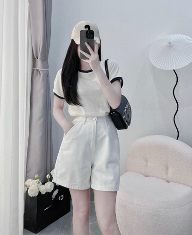 Set pull trắng viền đen x short kaki