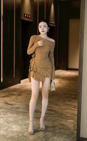 Đầm ôm body thun ánh kim - Nâu