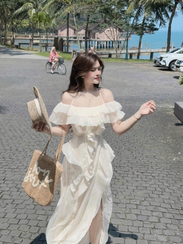 Đầm midi trễ vai kem