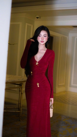 Đầm ôm body tay dài đính bướm - Đỏ
