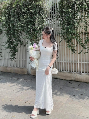 Đầm ôm body maxi ren hoa cổ vuông - Trắng