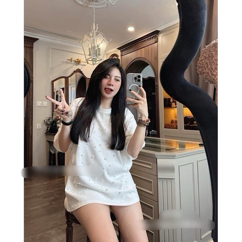 Áo thun đính ngọc