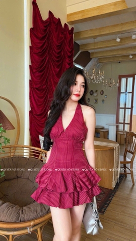 Đầm yếm kẻ sọc